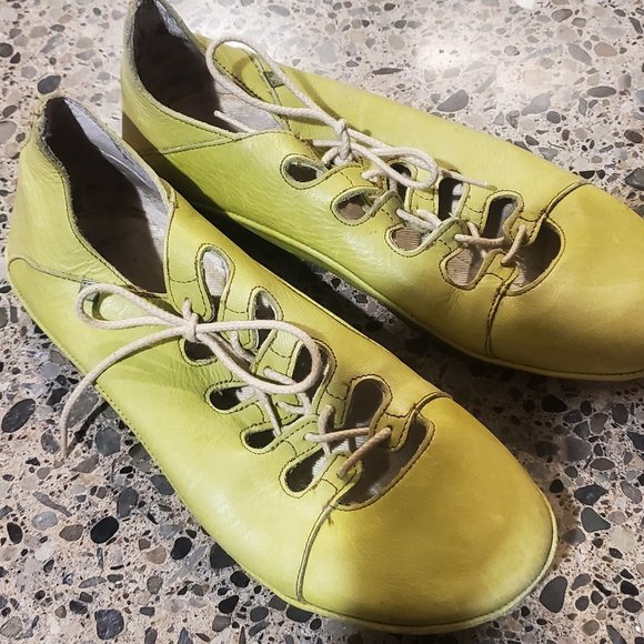 El naturalista Borago lime green leather Shoes Size 10.5 11 - Picture 1 of 4